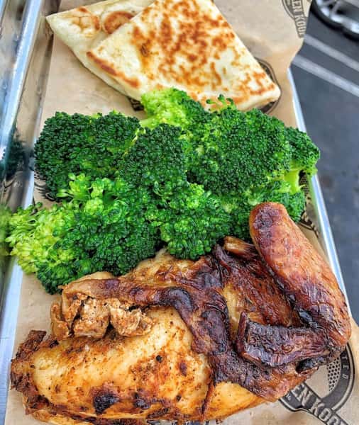 1/4 White steamed broccoli, naan bread