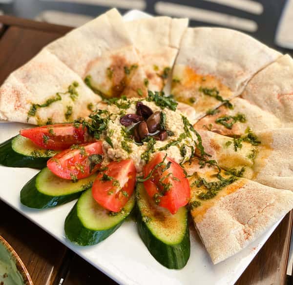 (T.H.E.) Hummus (326 cal.)