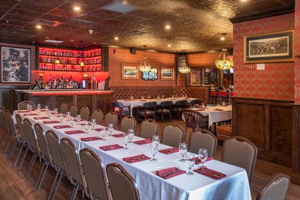 Gov Hall - Service Bar
