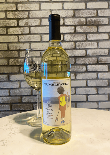 Miss Sandy Jones - White Blend