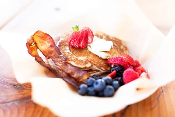 Hook'd Bar & Grill Bar & Grill in Santa Barbara, CA