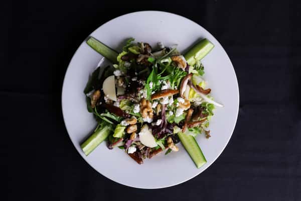 Valentine's Mediterranean Salad