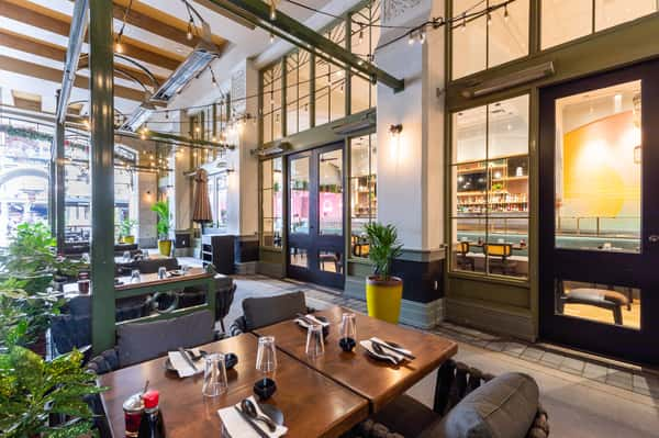 Santana row outdoor dining hot sale