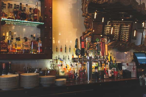 bar tap
