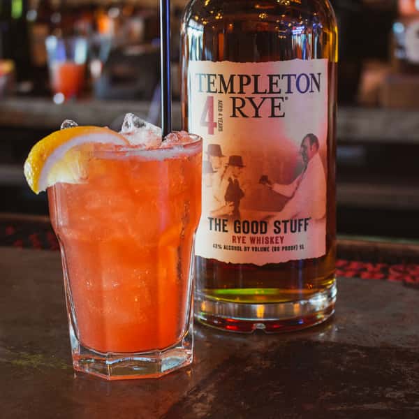Fresh Strawberry Whiskey Sour