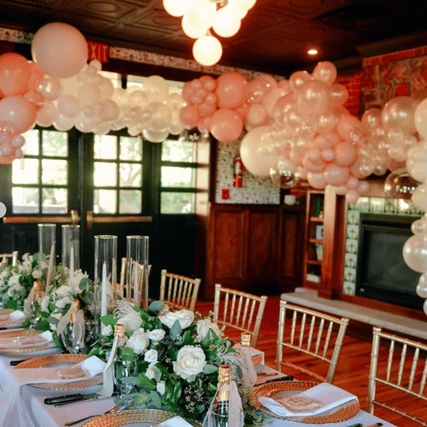 table decor and balloons