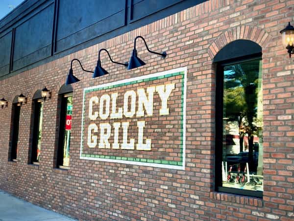 st-petersburg-colony-grill