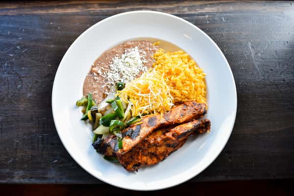 Spicy Chicken with Poblano & Onion Bowl/Burrito