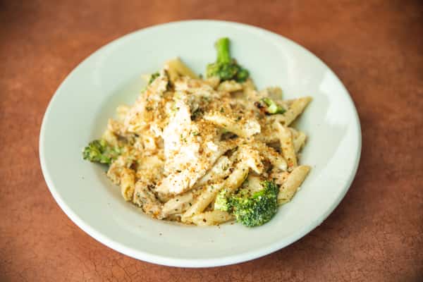 Penne with Grilled Chicken & Broccoli