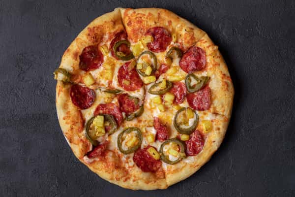 Spicy Maui Wowie Pizza