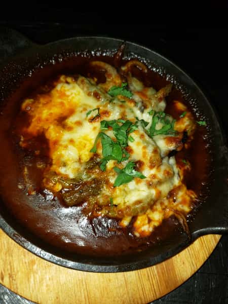 Nopalitos con Mole