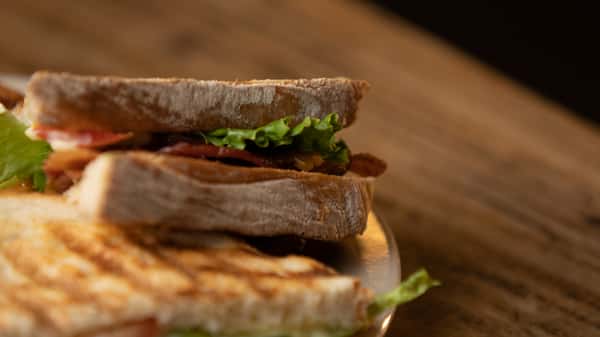 BLT