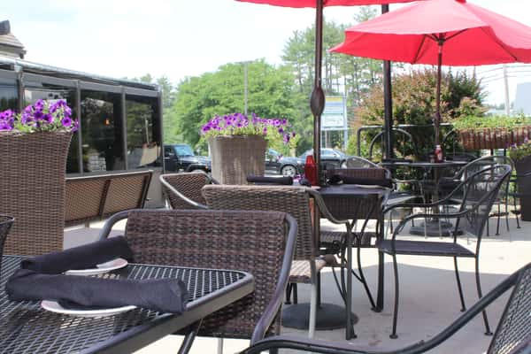 Bailey's Bar & Grille American Restaurant in Townsend, MA