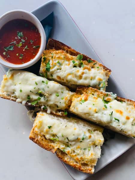 Cheesy Garlic Bread
