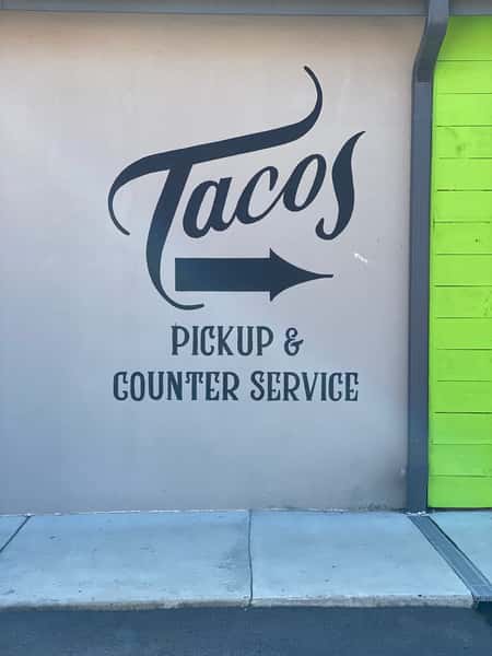 exterior tacos sign