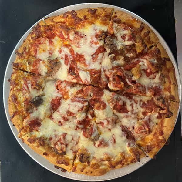 Deluxe Pizza
