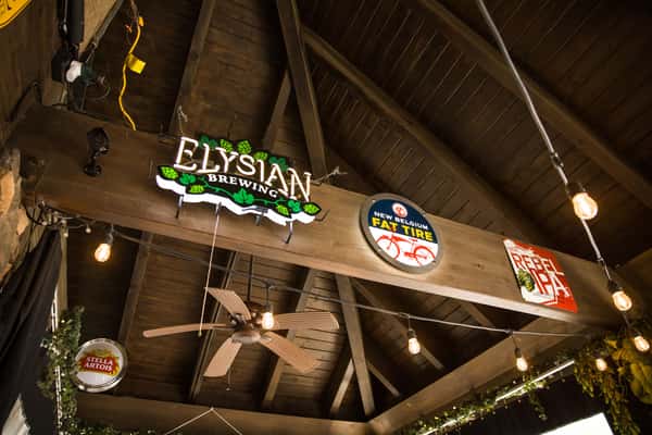 Madison Beer Garden Manhattan of Camarillo Fine Dining Restaurant in Camarillo, CA