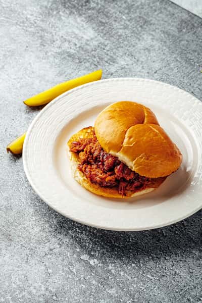 pulled pork sandwich