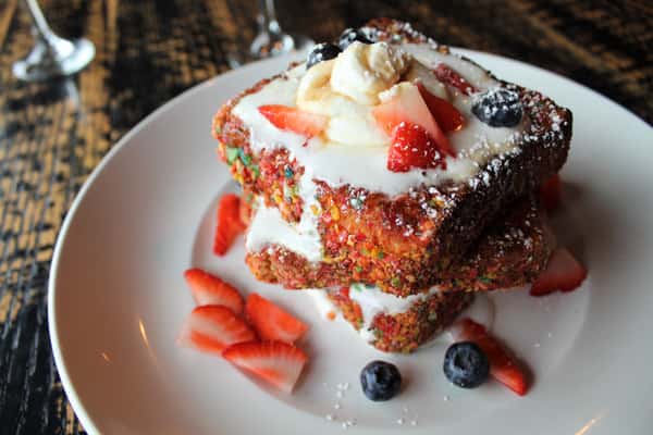 French toast with fresh berries