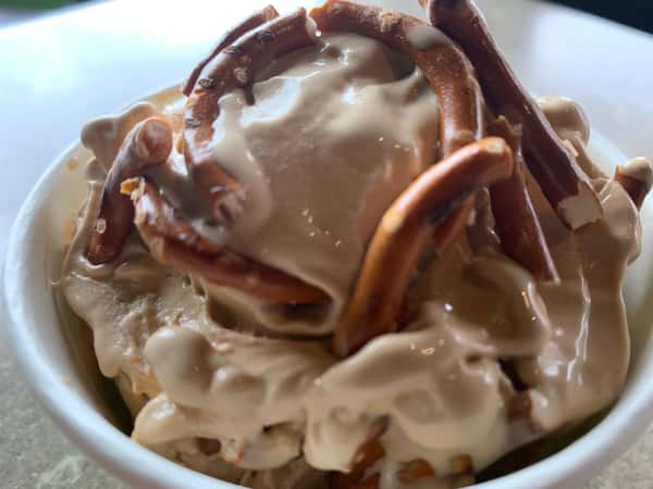 Salted Caramel Pretzel