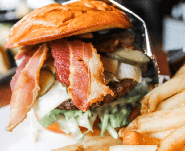 *Classic Bacon Cheeseburger