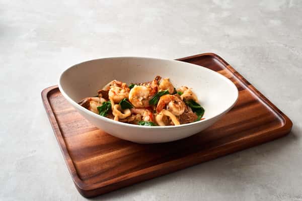 L-6 Spicy Mint Lunch (PAD KRA PLAO)