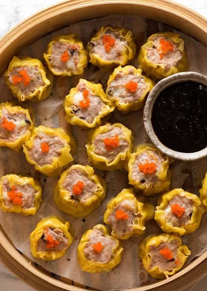 Steamed/Fried Thai Dumpling (Kanom Jeeb)