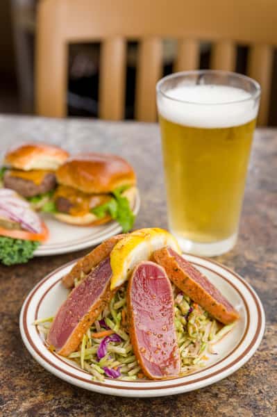 seared tuna and beer