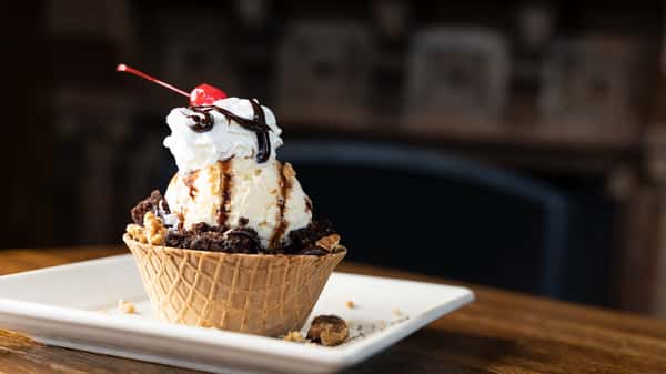 Fudge Brownie Sundae