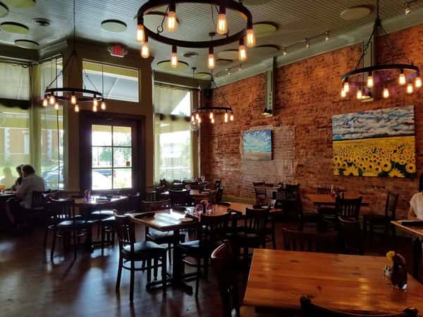 History Grits Cafe Southern Restaurant in Forsyth, GA