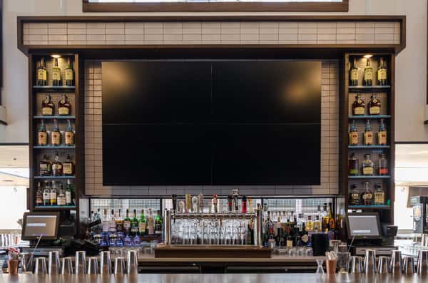 bar