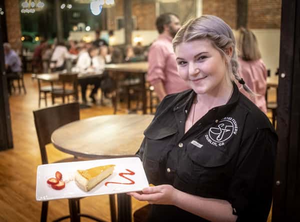 Gallery - Saltwater Fishery - Seafood Restaurant in Dublin, GA