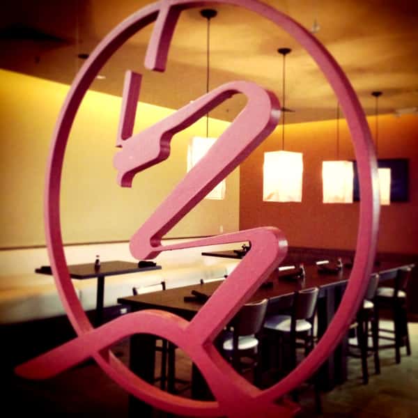 Best DFW Airport Restaurant Asian Fusion Ling & Louie's Asian Bar