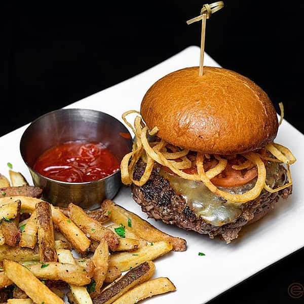 Wagyu Burger w/ Fries