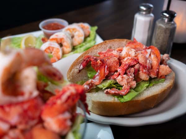 Lobster Roll Sandwich
