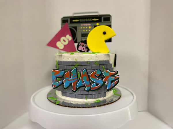 Pacman 80's theme cake