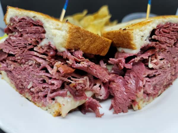 Jumbo Corned Beef Sandwich