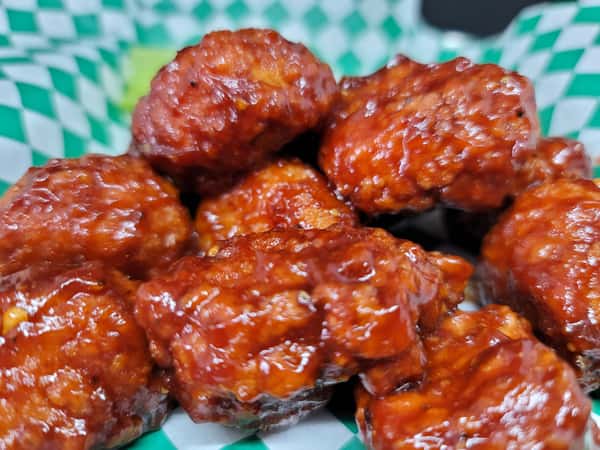 Dozen Boneless Chicken Wings