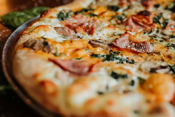 Home - Strong's Brick Oven Pizzeria | Best Pizza