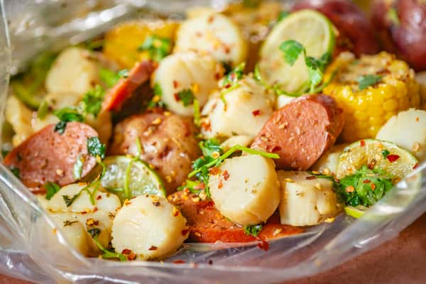 SCALLOPS WITH CILANTRO LIME SAUCE