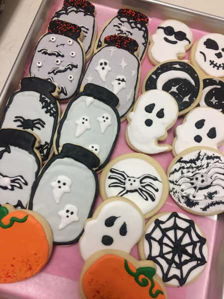 Halloween decorated sugar cookies