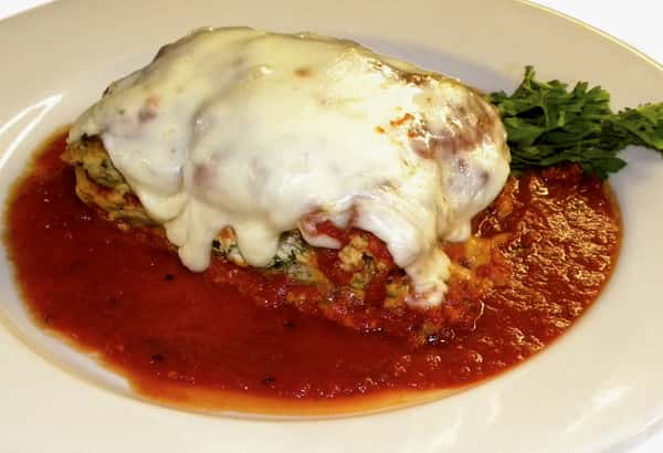 Homemade Lasagna (by the Pan)