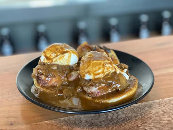 EGGS BENEDICT - Down Home