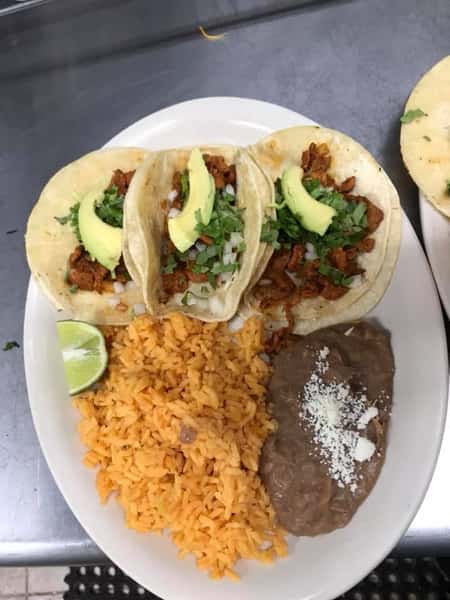 Super Wings Mexican Restaurant in Leominster, MA