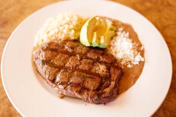 Ribeye Platter (8 Oz.)