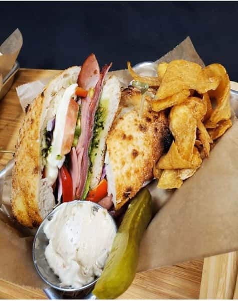 ITALIAN SANDWICH