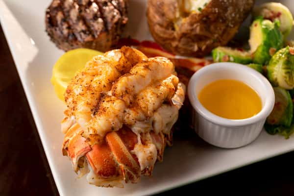 Mr. V's Bar and Grill Fine Dining Restaurant in La Mirada, CA