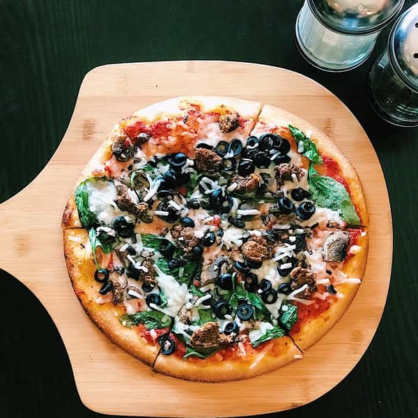 Happy Vegan Pizza