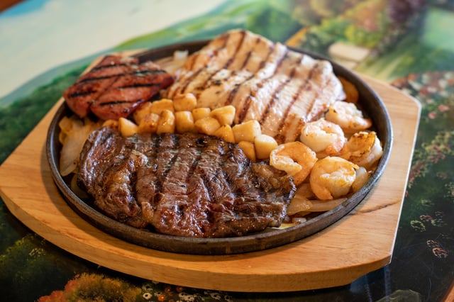 Los Cinco Palomillas – Illimana Buy 5J Jamon Iberico de Bellota, Whole Boneless Ham Online | Markys