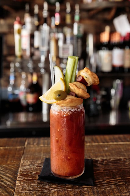 Bloody Mary フィーラインポーリング The Polish Mary - Hail Mary's